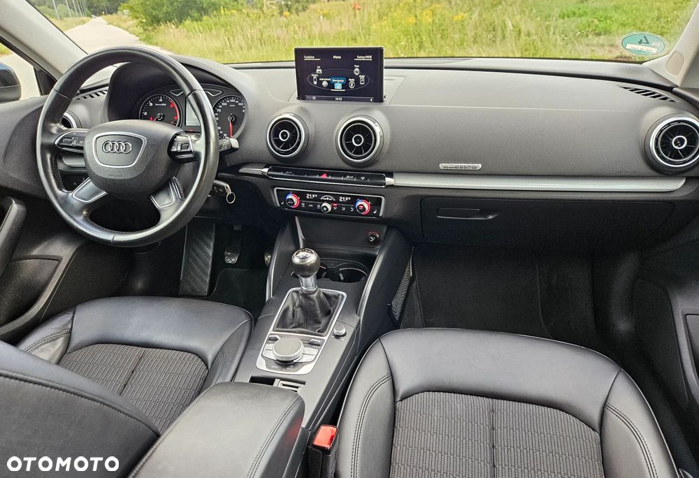 Audi A3 Sportback 2.0 TDI quattro Attraction - 8
