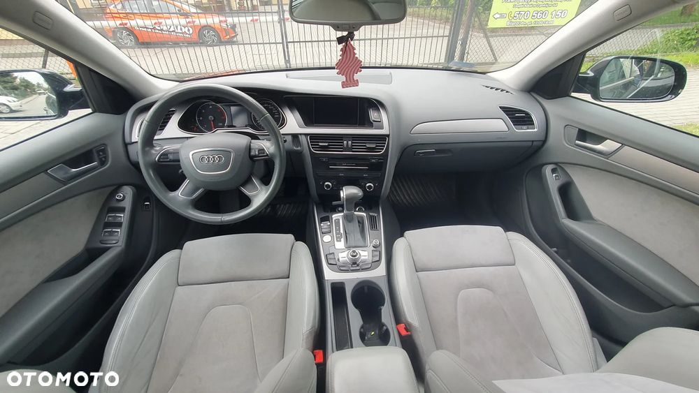 Audi A4 Limousine - 8
