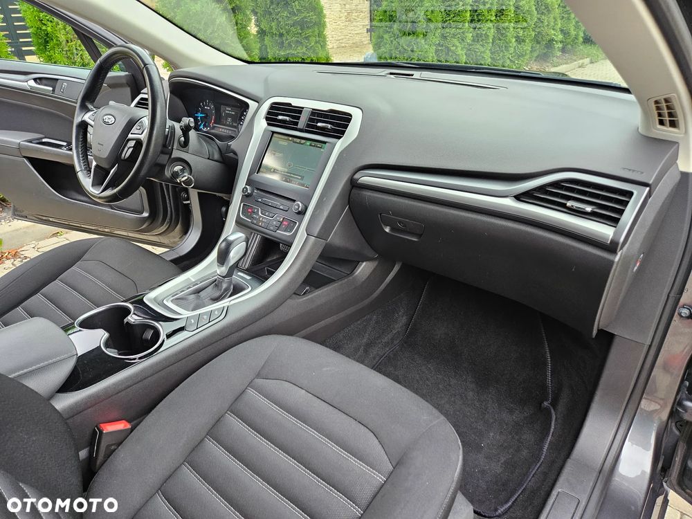 Ford Mondeo - 17