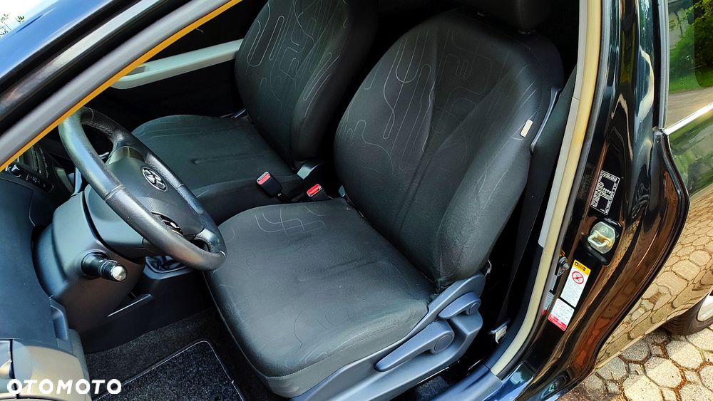 Toyota Yaris 1.33 2010 - 12