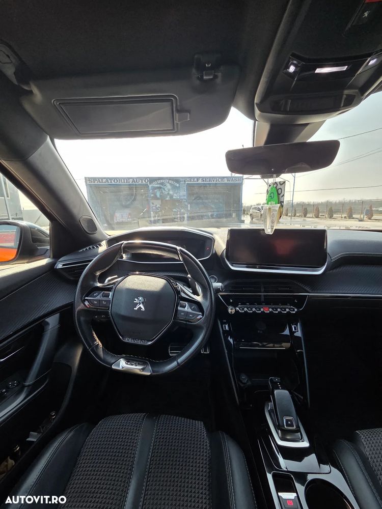 Peugeot 2008 1.5 BlueHDI 130 S&S EAT8 GT - 7