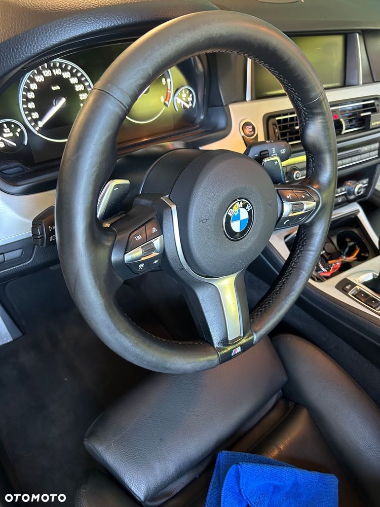BMW Seria 5 530d Touring Sport-Aut - 17
