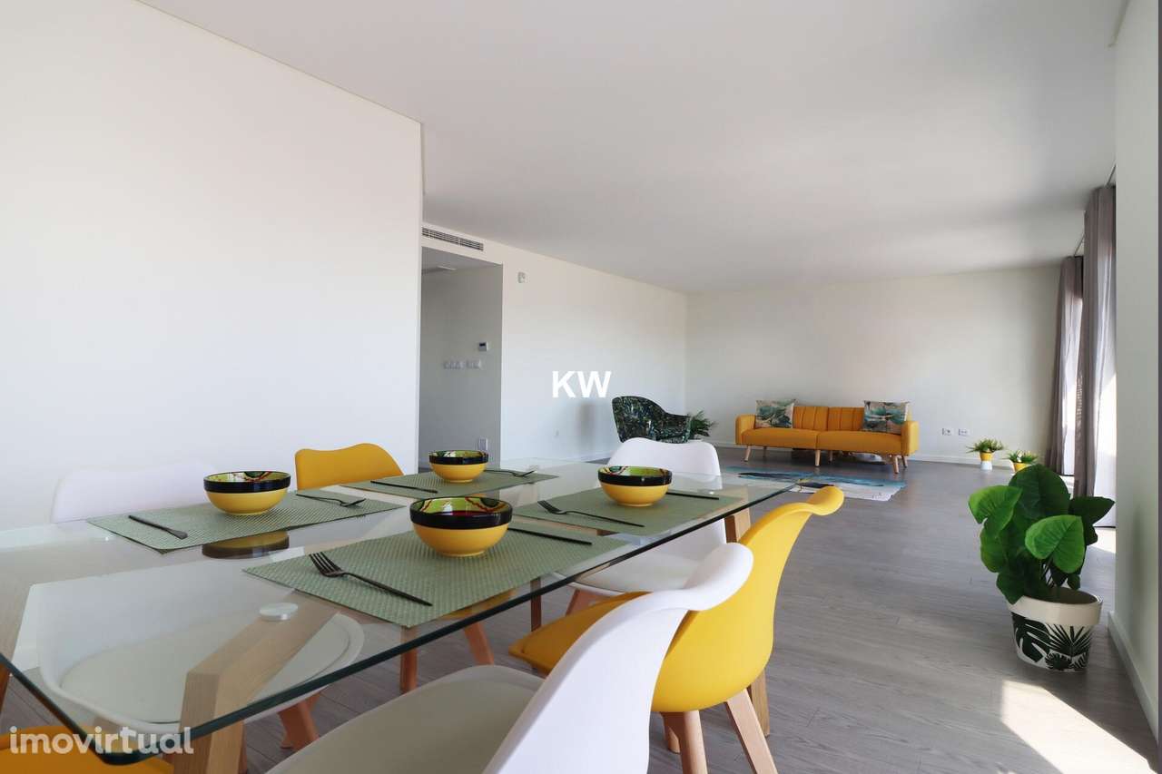 Penthouse T4 com vista Mar e terraço de 360º com 160 m2, em Carcavelos - Grande imagem: 3/27