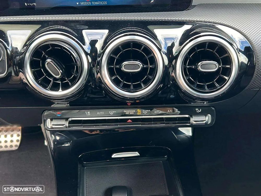 Mercedes-Benz CLA 180 d Shooting Brake AMG Line Aut. - 30