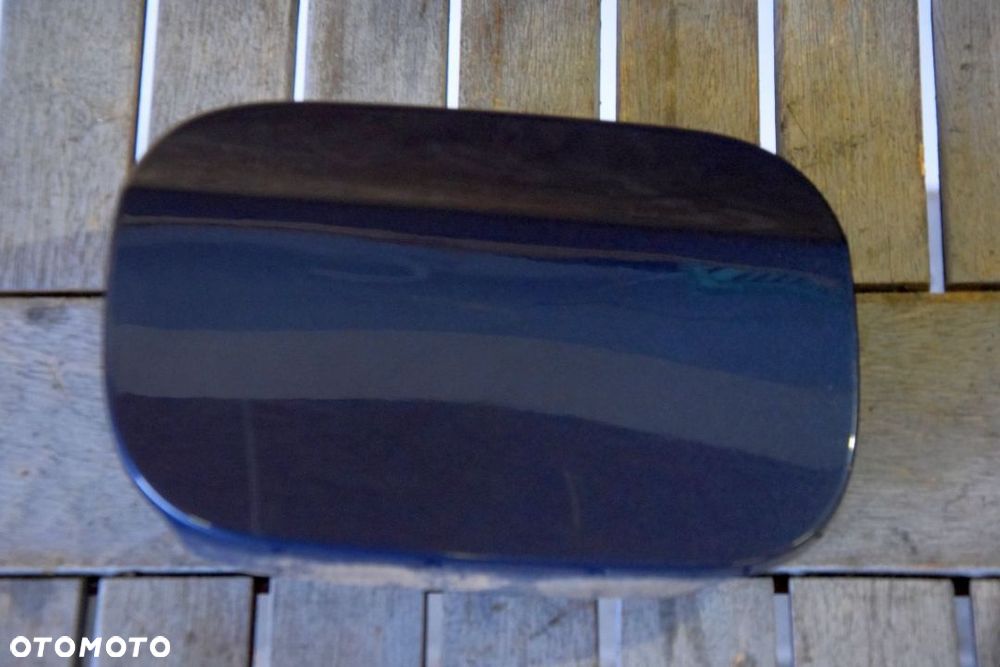 Mercedes A-Klasa W169 Klapka wlewu paliwa kolor 375