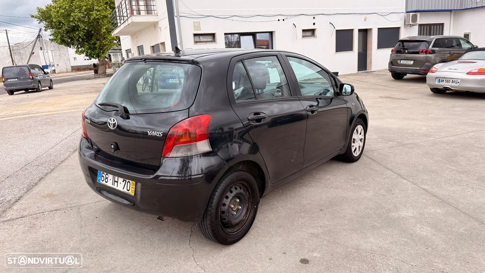 Toyota Yaris 1.4 D-4D Comfort+AC - 5