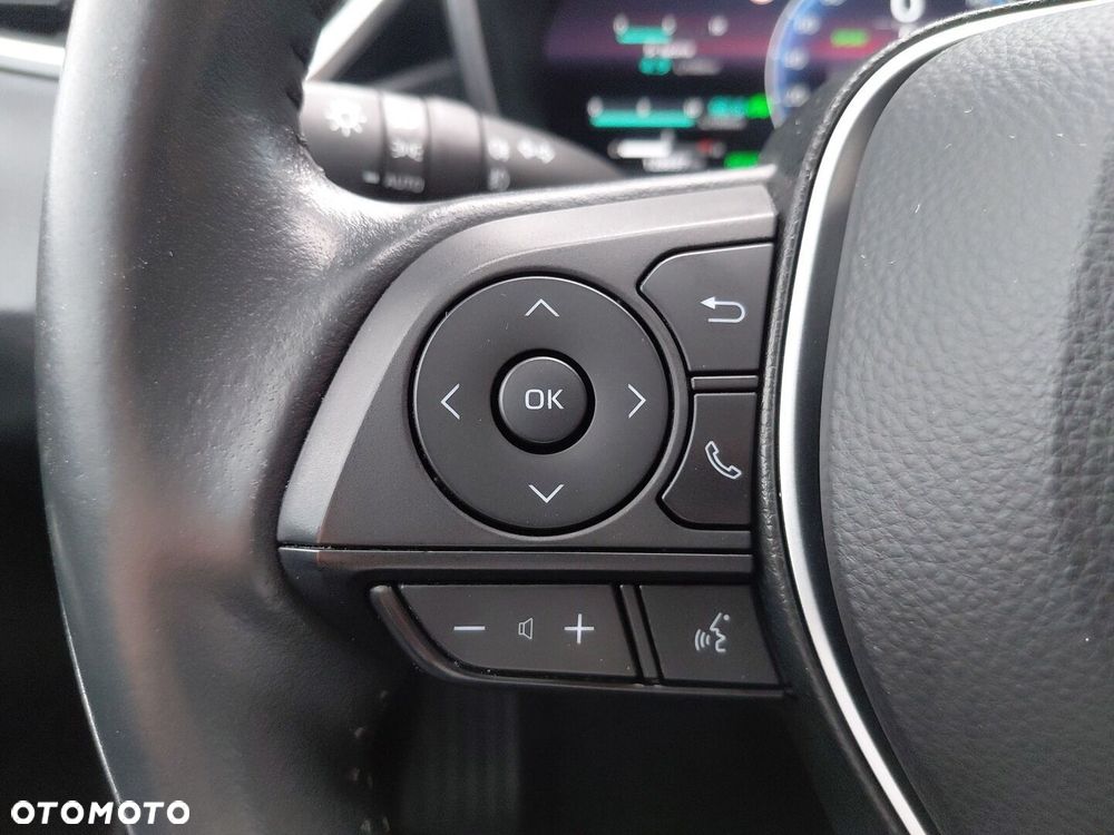 Toyota Corolla 1.8 Hybrid Comfort - 22