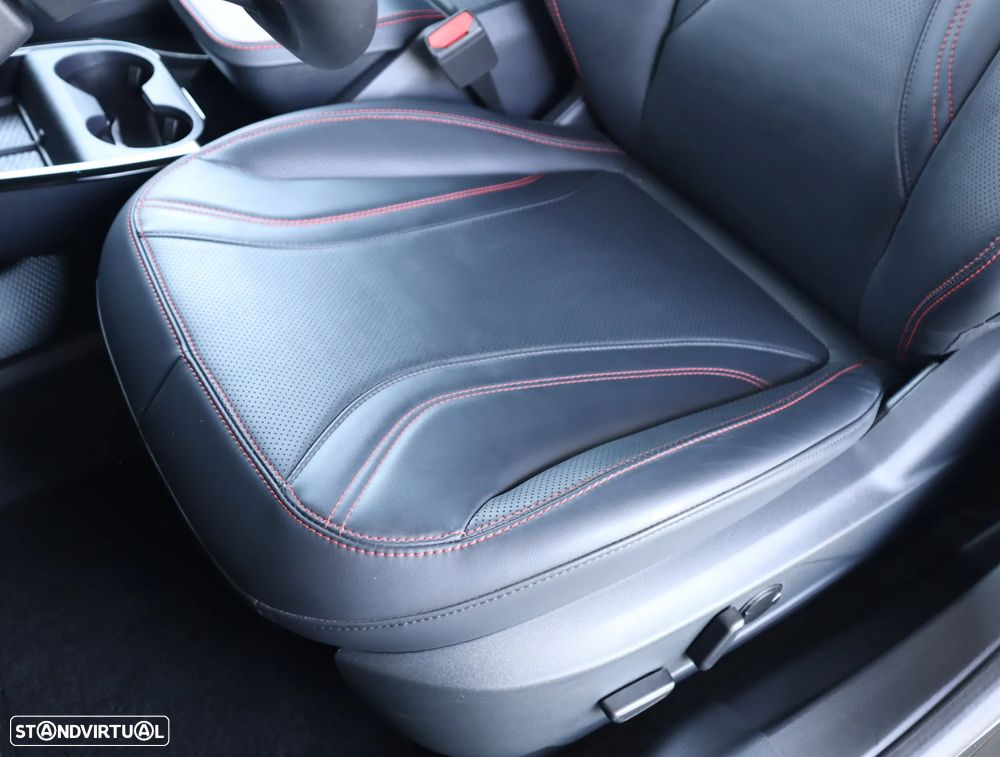 Ford Mustang Mach-E AWD PREMIUM - 26