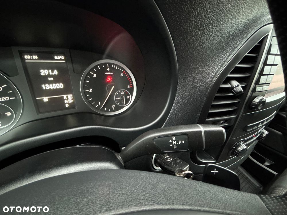 Mercedes-Benz Vito - 23
