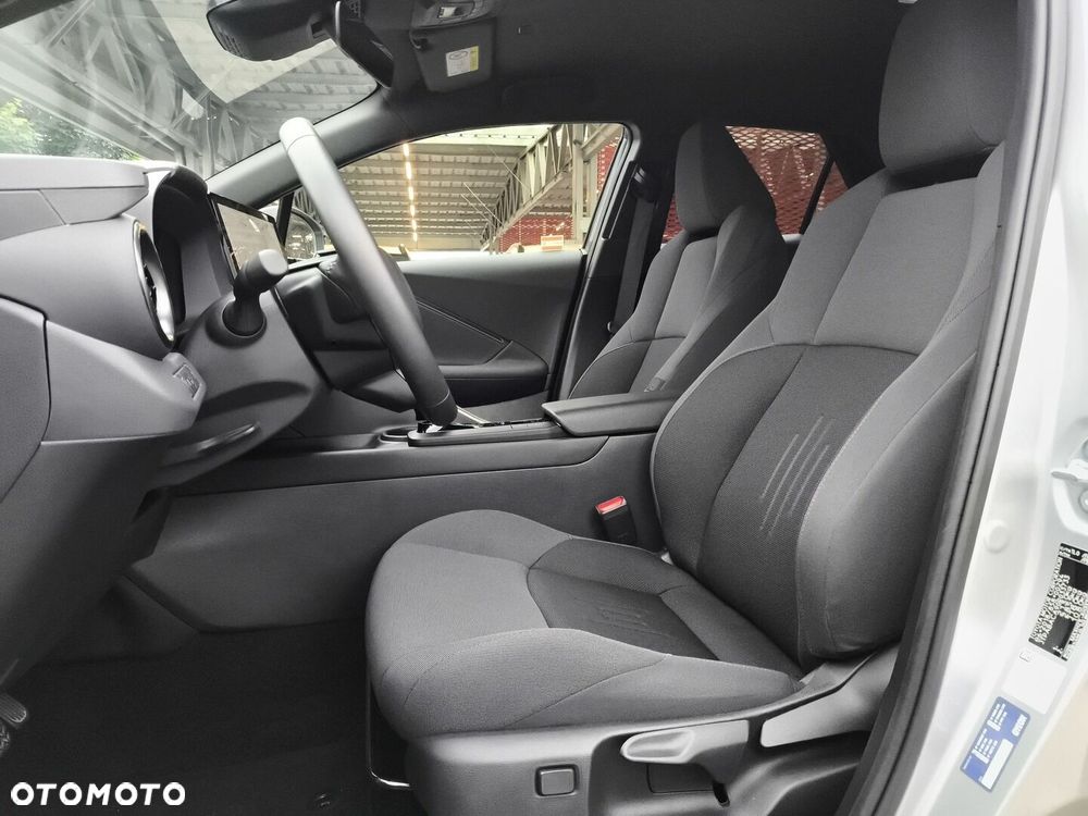 Toyota C-HR - 15