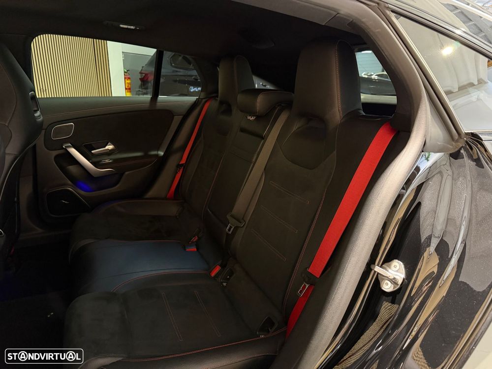 Mercedes-Benz CLA 35 AMG 4Matic — fotografia 40