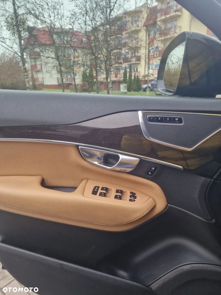Volvo XC 90 T6 AWD Geartronic Momentum - 6