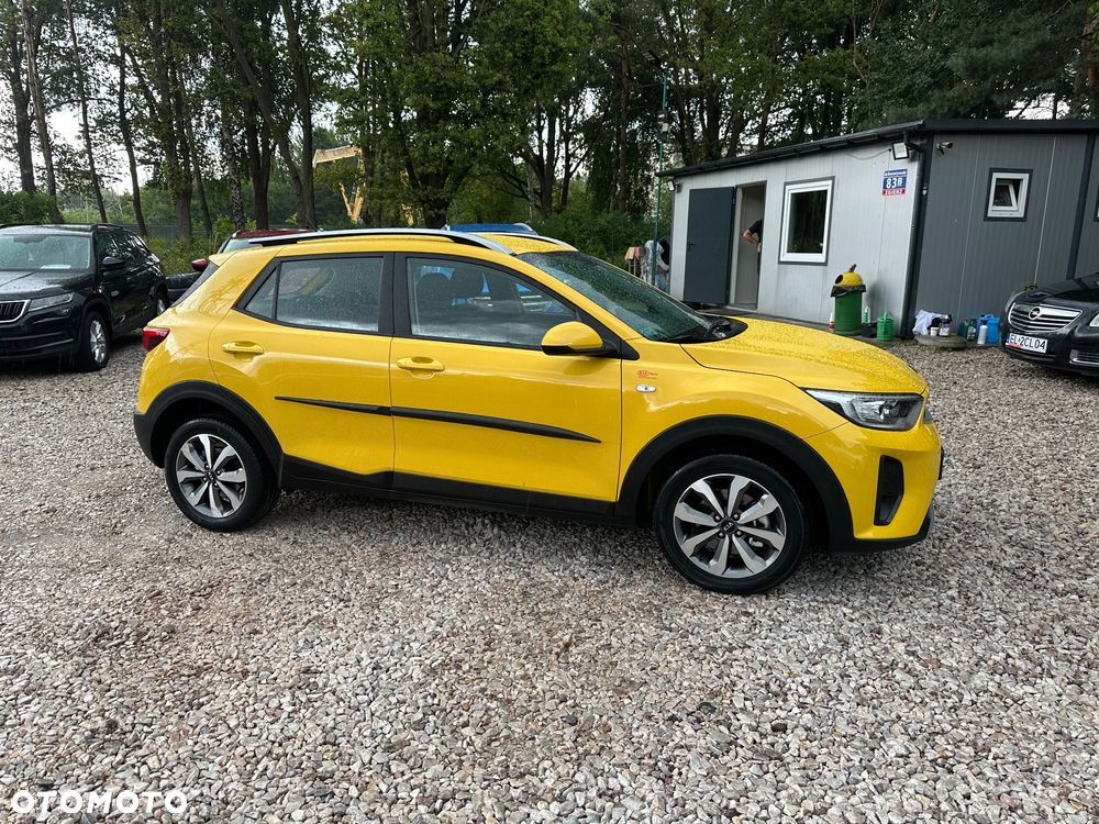Kia Stonic 1.2 L - 8