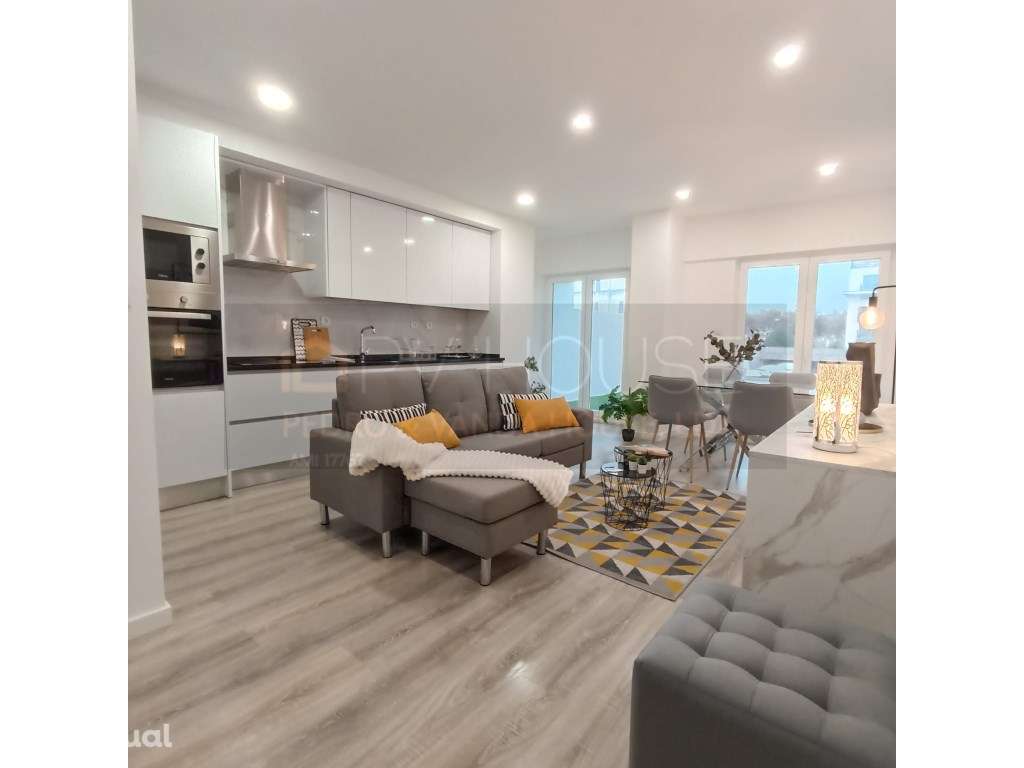 Apartamento T3 Remodelado | Benfica - Av. do Uruguai nº4 - Grande imagem: 3/19