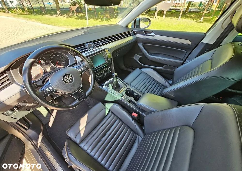 Volkswagen Passat 2.0 TDI BMT 4Mot Highline - 17