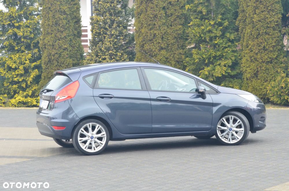 Ford Fiesta 1.25 Ambiente - 21