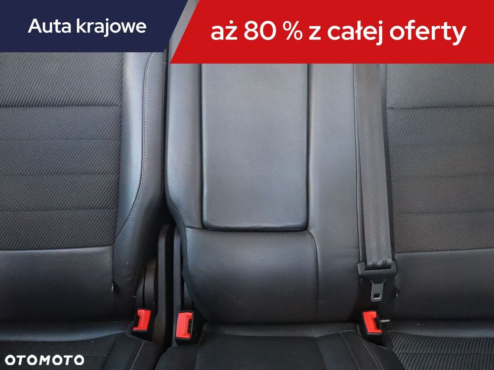 Ford Kuga - 12