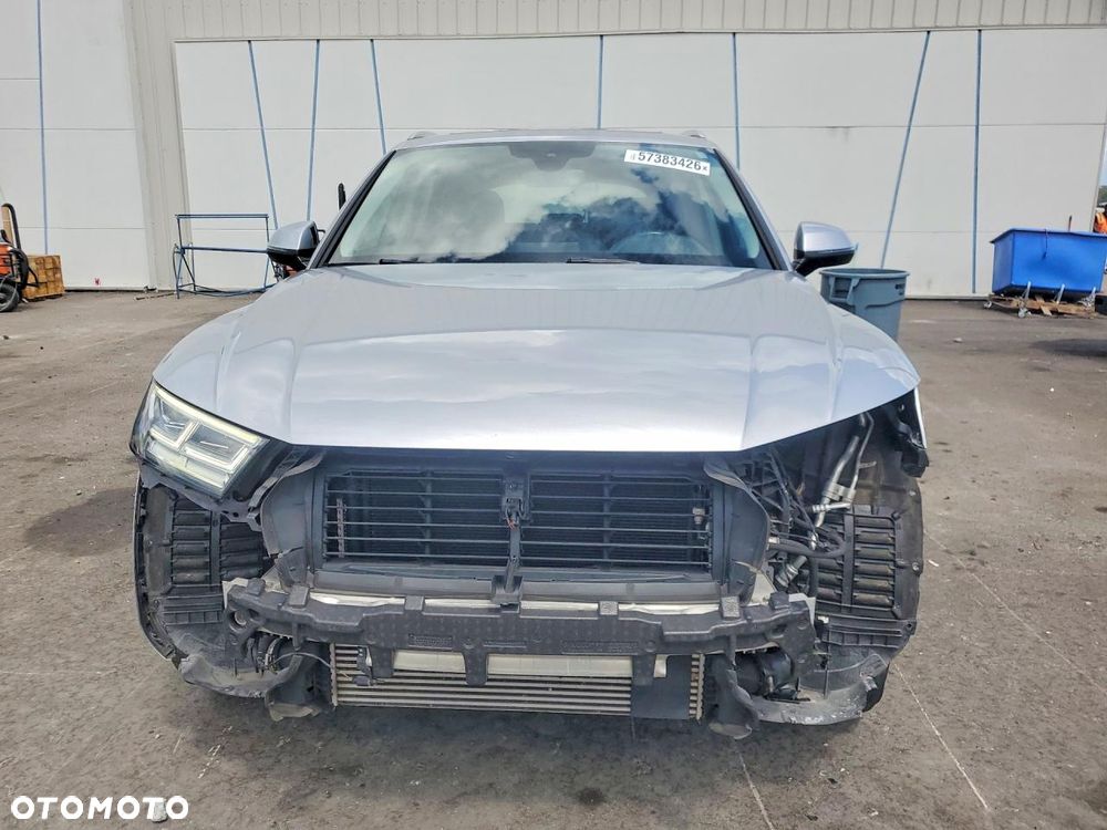 Audi Q5 - 2