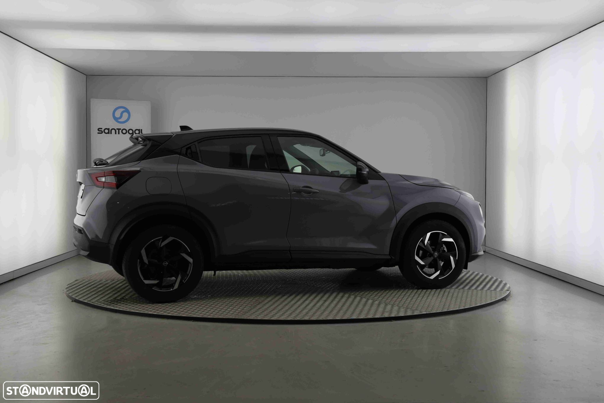 Nissan Juke 1.0 DIG-T N-Connecta NAV.+TwoTone NC DCT - 3