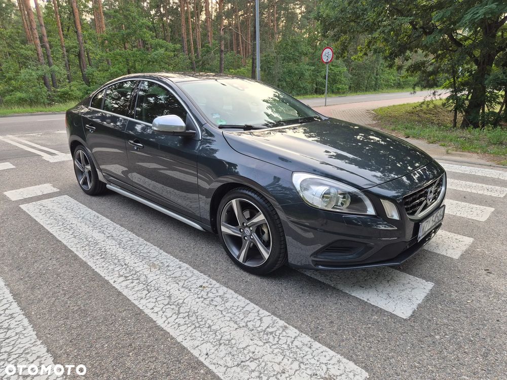Volvo S60 D2 R-Design - 6