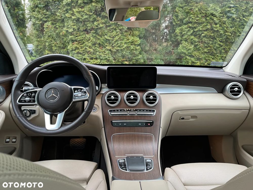 Mercedes-Benz Glc 2019 photo 5