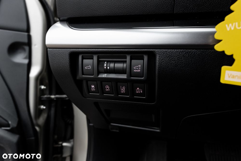 Subaru Outback 2.5RC NAV - 29
