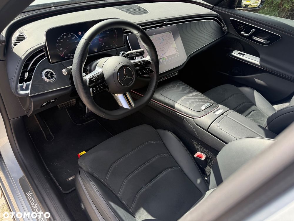 Mercedes-Benz Klasa E 220 d 4-Matic - 9