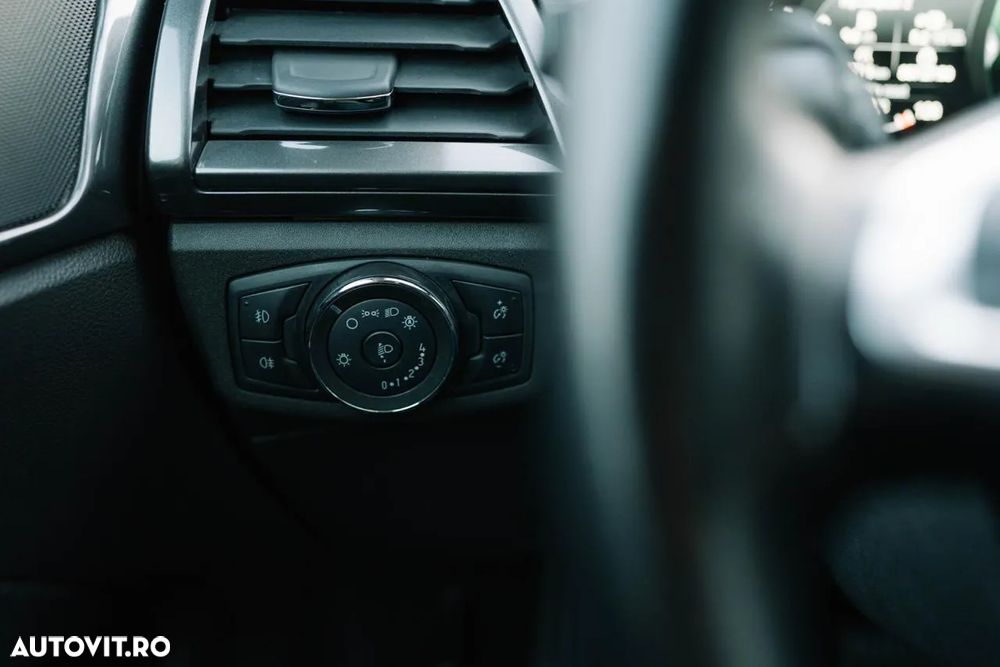 Ford Mondeo 2.0 EcoBlue Aut. Titanium - 11