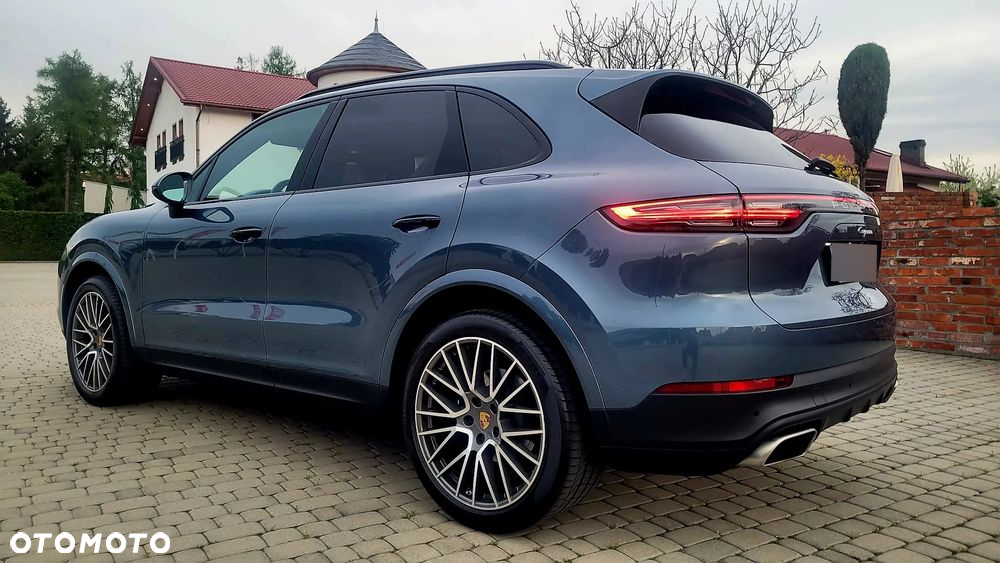 Porsche Cayenne Standard - 10