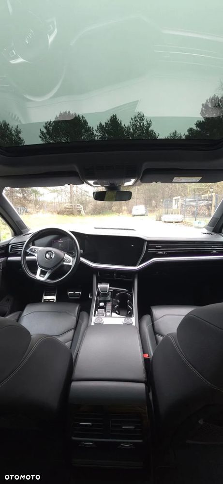 Volkswagen Touareg 3.0 V6 TDI 4Motion DPF Automatik R-Line - 14