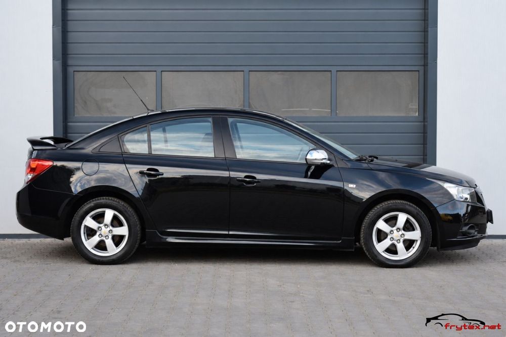 Chevrolet Cruze - 4