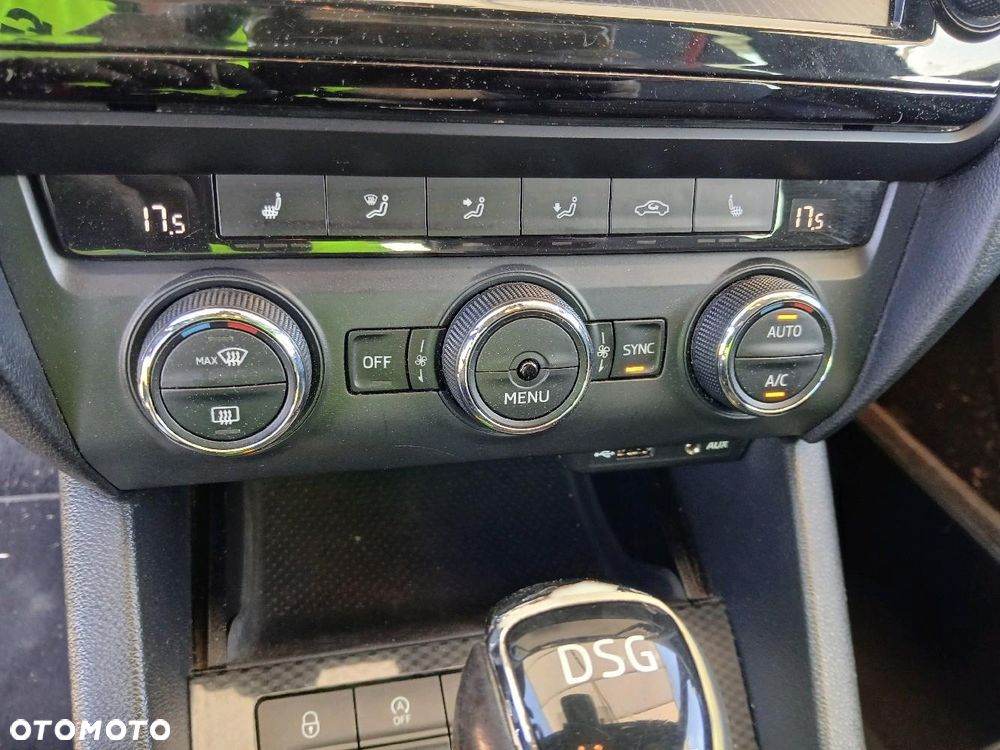Skoda Octavia 2.0 TDI RS DSG - 10