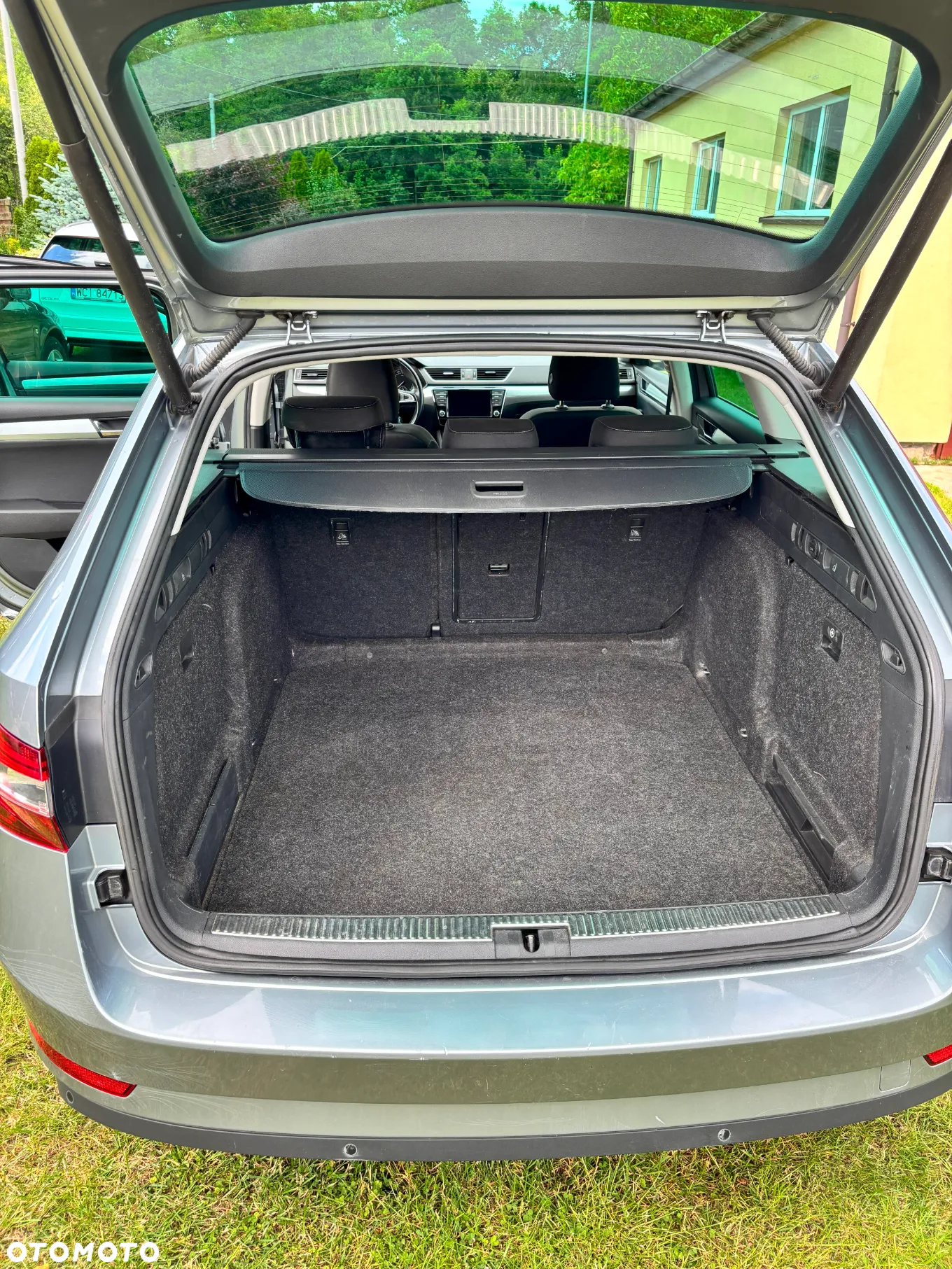Skoda Superb 2.0 TDI Ambition - 11