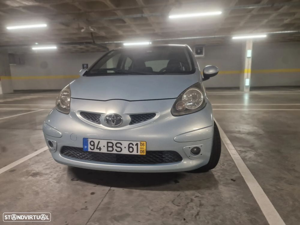 Toyota Aygo 1.0 + AC - 4