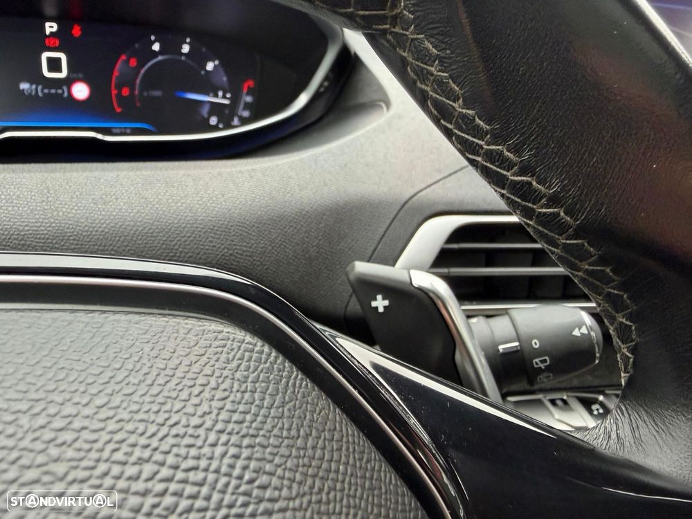 Peugeot 3008 1.5 BlueHDi Allure EAT8 - 13