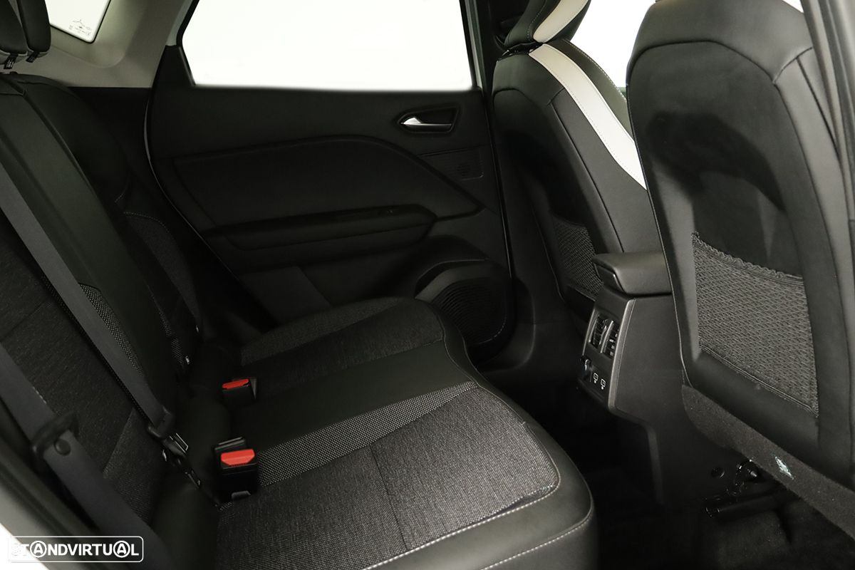 Renault Captur 1.0 TCe Techno Bi-Fuel - 24