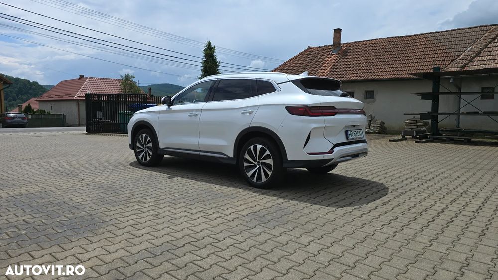 BYD Seal U 2025 — imagine 9