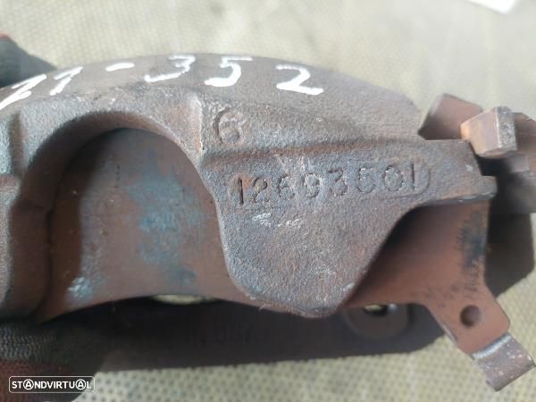 Pinça Travao Frente Esq Kia Sportage (K00) - 3