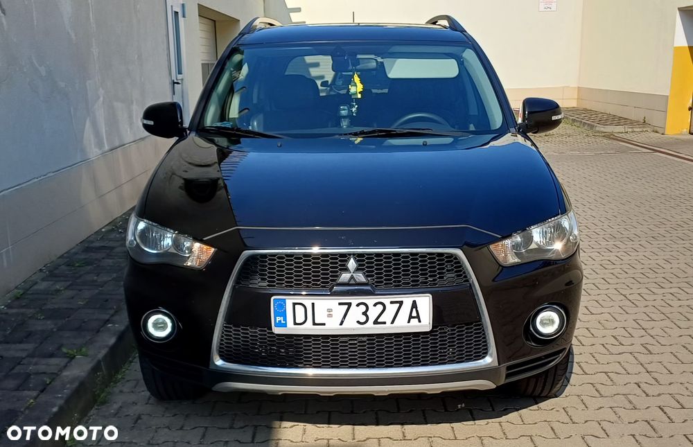 Mitsubishi Outlander 2.0 2WD - 2