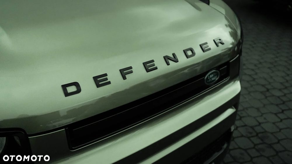 Land Rover Defender 110 3.0 D300 mHEV HSE - 6
