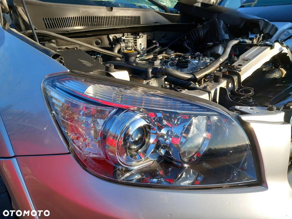 TOYOTA RAV4 LAMPA REFLEKTOR PRAWA PRZEDNIA PRAWY PRZÓD - 2