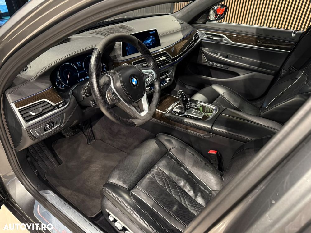 BMW Seria 7 740d xDrive - 19