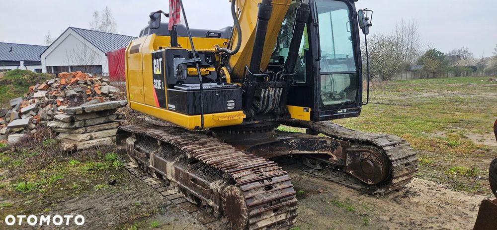 Caterpillar 323E - 9