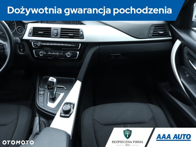BMW Seria 3 - 10
