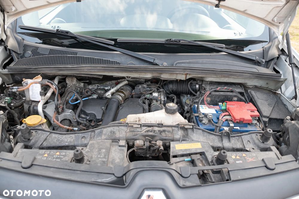 Renault KANGOO - 19