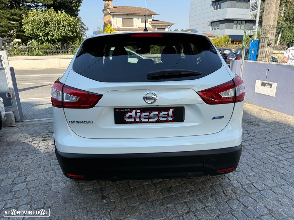 Nissan Qashqai 1.5 dCi N-Connecta 18 RS - 12