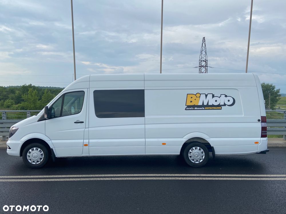 Mercedes-Benz Sprinter - 4