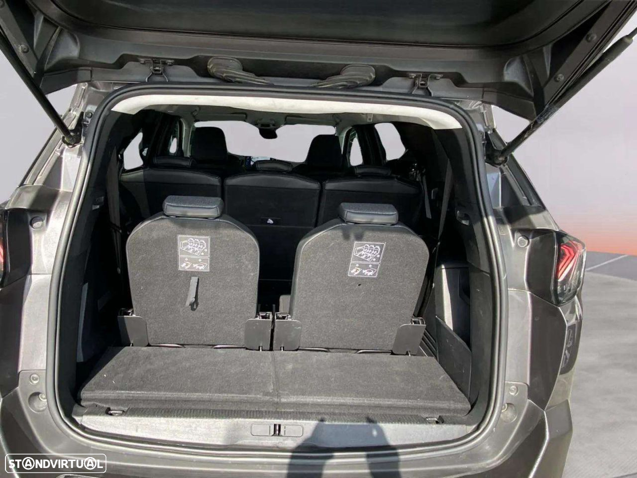 Peugeot 5008 1.5 BlueHDi Allure EAT8 - 16