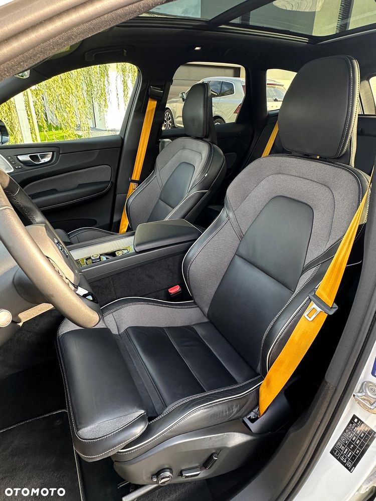 Volvo XC 60 - 16