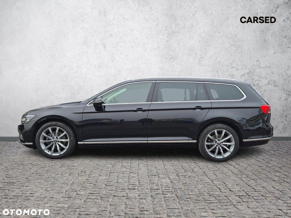 Volkswagen Passat - 2